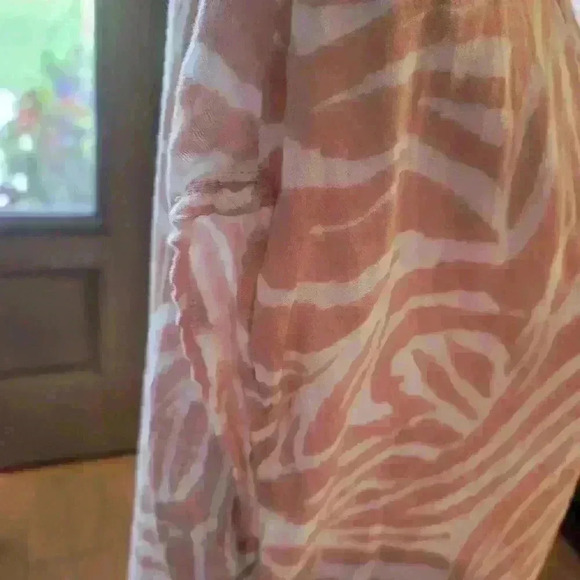 Michael Stars Louie Gauze Dress - Picture 4 of 7